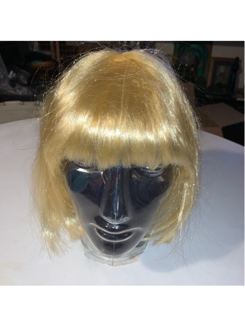 Women's Unbranded Blonde Bob Wig with Velcro headband One Size